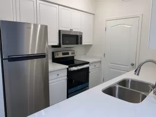 Photo #2: 6131195 Listing