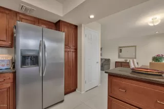 Photo #4: 6131238 Listing