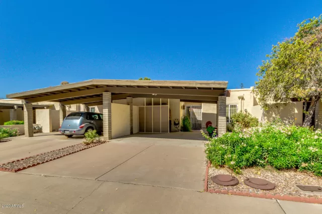 MLS: 6131297 Condo For Sale