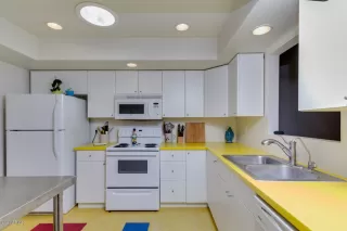 Photo #5: 6131297 Listing