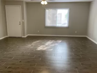 Photo #3: 6131373 Listing