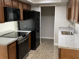 Photo #5: 6131373 Listing