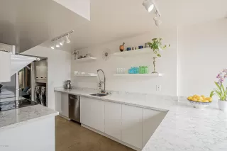 Photo #2: 6131375 Listing