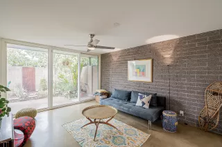 Photo #4: 6131375 Listing