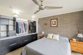 Photo #5: 6131375 Listing