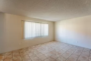 Photo #6: 6131389 Listing