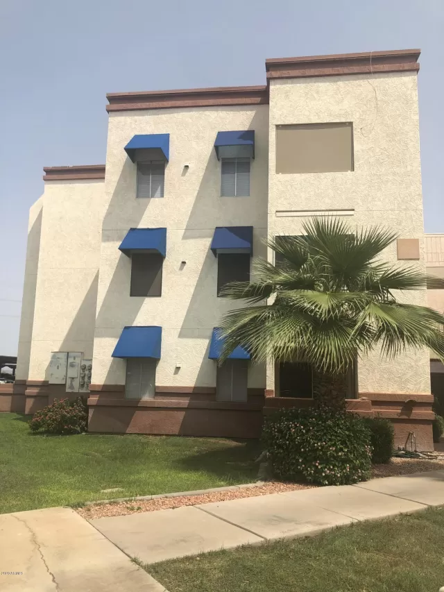 MLS: 6131410 Condo For Sale