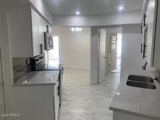 Photo #4: 6131419 Listing