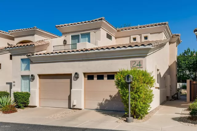 MLS: 6131429 Condo For Sale