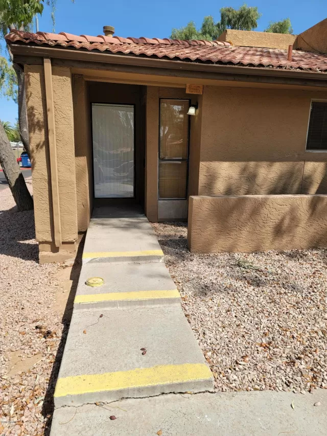 MLS: 6131438 Condo For Sale