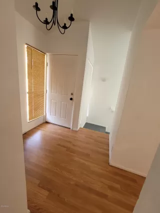 Photo #2: 6131438 Listing