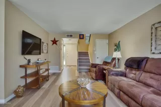 Photo #4: 6131455 Listing 