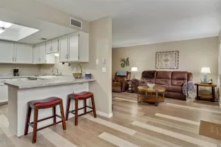 Photo #5: 6131455 Listing 