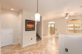 Photo #2: 6131466 Listing