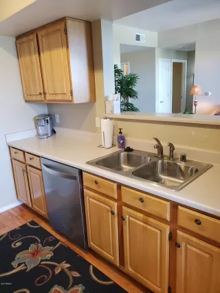 Photo #3: 6131532 Listing