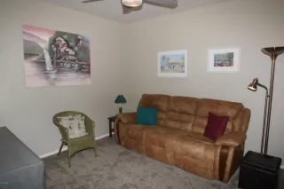 Photo #6: 6131532 Listing