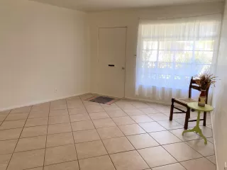 Photo #6: 6131626 Listing