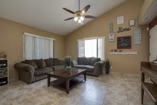 Photo #6: 6131675 Listing 