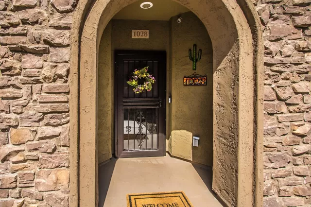 MLS: 6131687 Condo For Sale