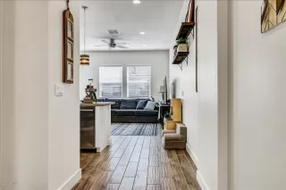 Photo #2: 6132050 Listing 