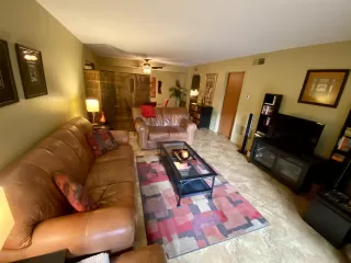Photo #2: 6132069 Listing 