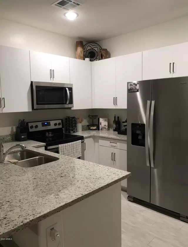 MLS: 6132113 Condo For Sale