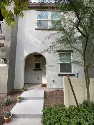 Photo #2: 6132113 Listing