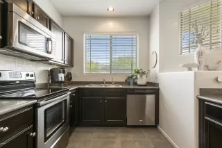 Photo #3: 6132169 Listing