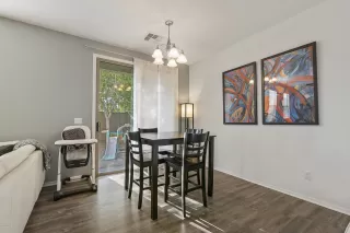 Photo #5: 6132169 Listing