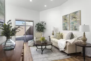 Photo #2: 6132212 Listing