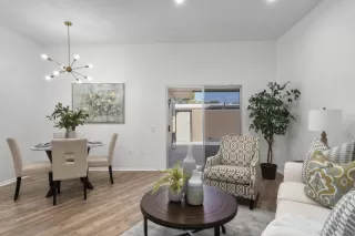 Photo #3: 6132212 Listing