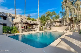 Photo #5: 6132280 Listing