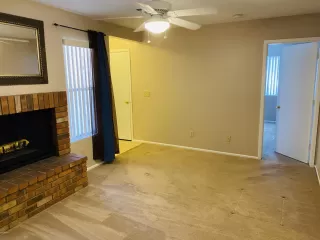 Photo #6: 6132575 Listing