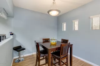 Photo #6: 6132619 Listing