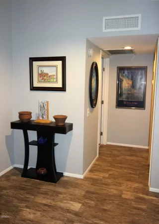 Photo #5: 6132777 Listing