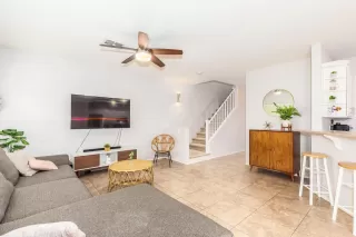 Photo #4: 6132916 Listing 