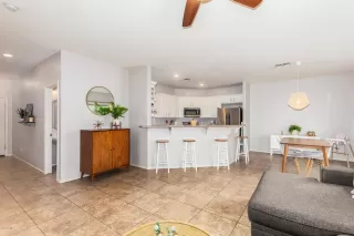 Photo #6: 6132916 Listing 