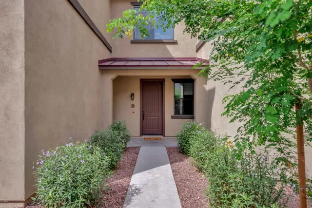 MLS: 6132963 Condo For Sale