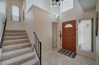 Photo #2: 6132978 Listing