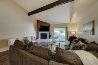 Photo #5: 6132978 Listing