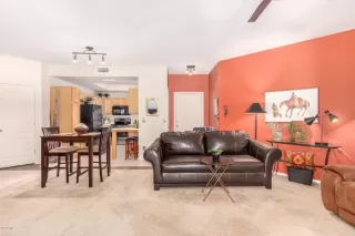 Photo #2: 6133043 Listing 