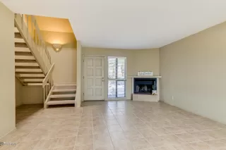 Photo #6: 6133260 Listing