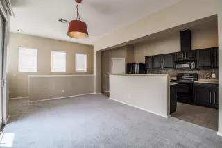 Photo #2: 6133275 Listing