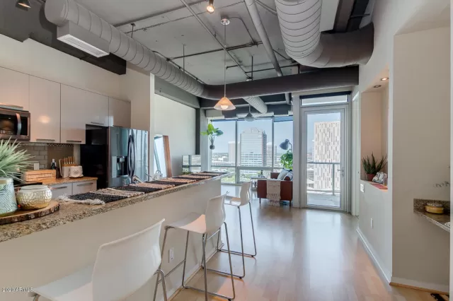 MLS: 6133337 Condo For Sale