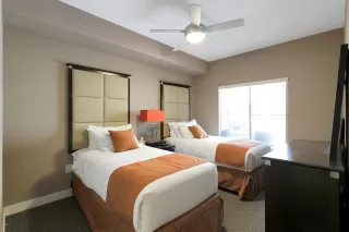 Photo #4: 6133349 Listing