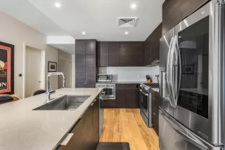 Photo #3: 6133400 Listing