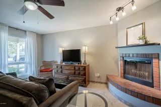 Photo #4: 6133499 Listing