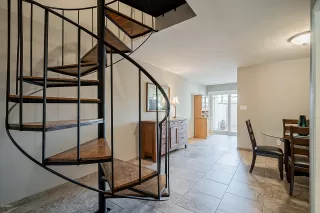 Photo #6: 6133499 Listing