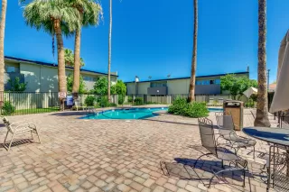 Photo #2: 6133634 Listing