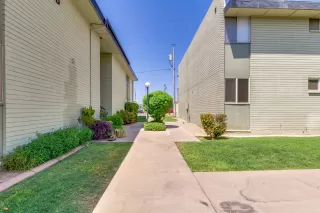 Photo #4: 6133634 Listing